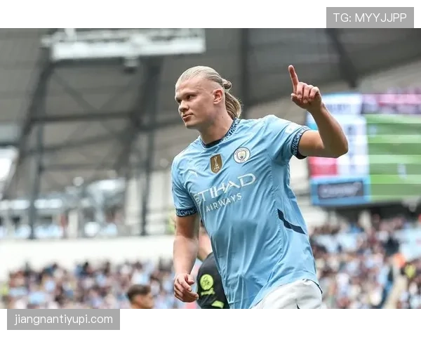 奥斯梅恩 vs 哈兰德：冲击与效率的中锋对决