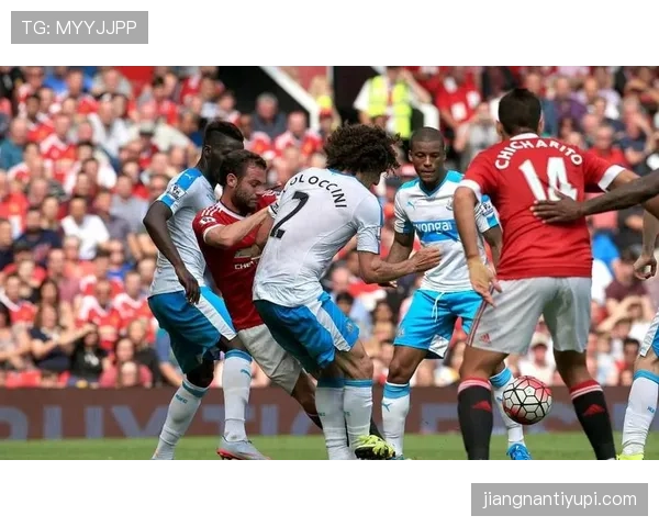 曼联战术体系缺乏稳定性，对赛季关键阶段竞争格局带来影响